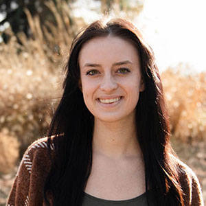 Headshot of Courtney Iseman