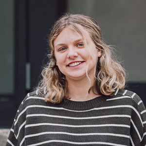 Headshot of Danika Lundgren