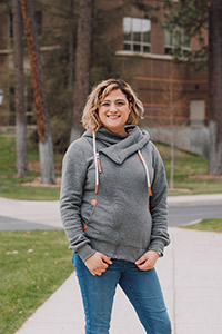 Outdoor photo portrait of Michelle Villanueva